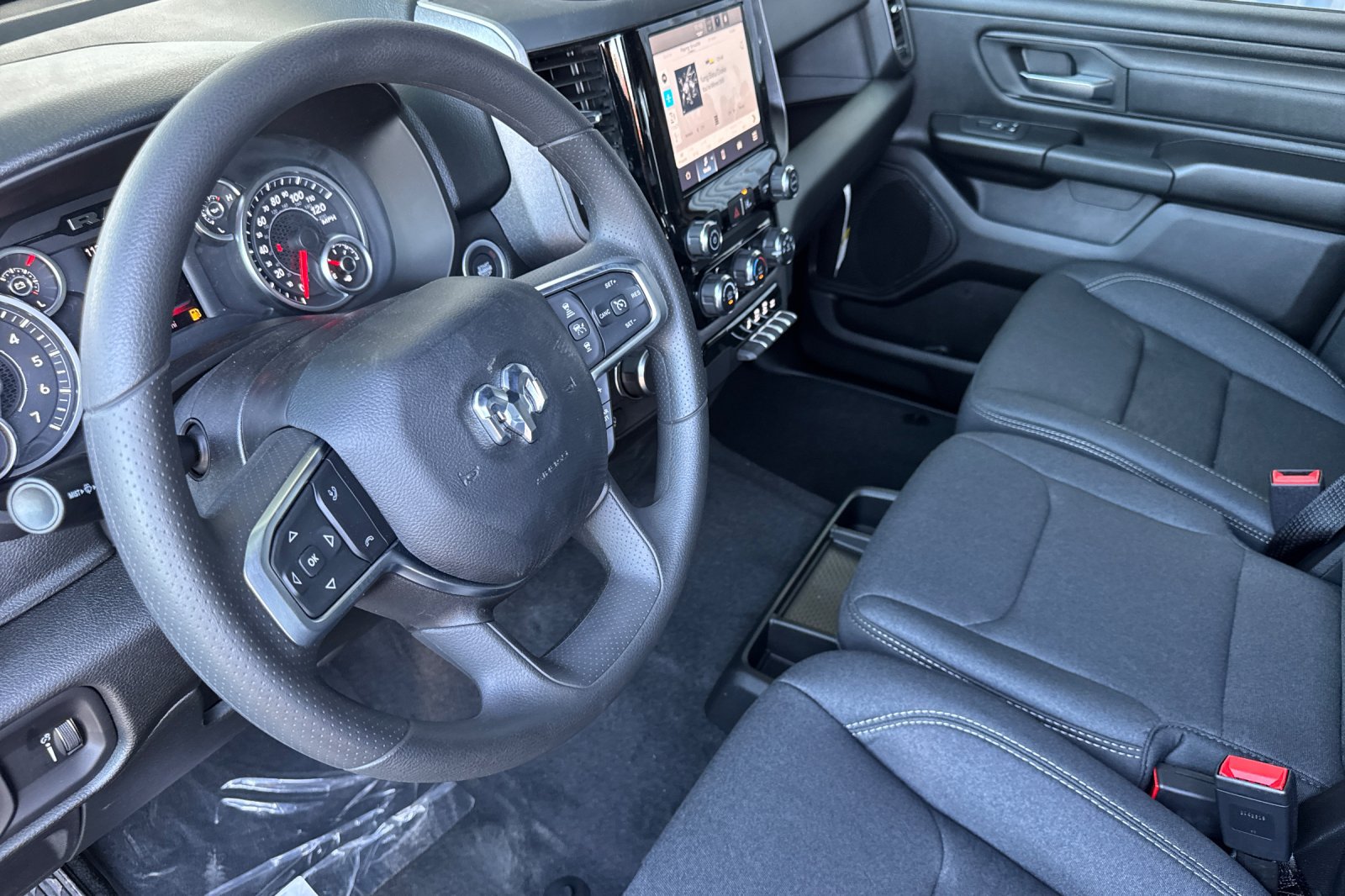 New 2026 RAM 1500 Express RWD image 9