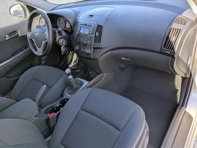 Used 2009 Hyundai Elantra image 19
