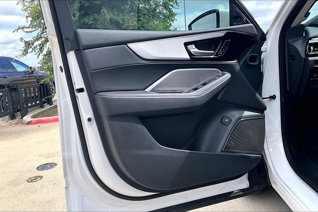 Used 2026 Acura MDX FWD w/ Technology Package image 21