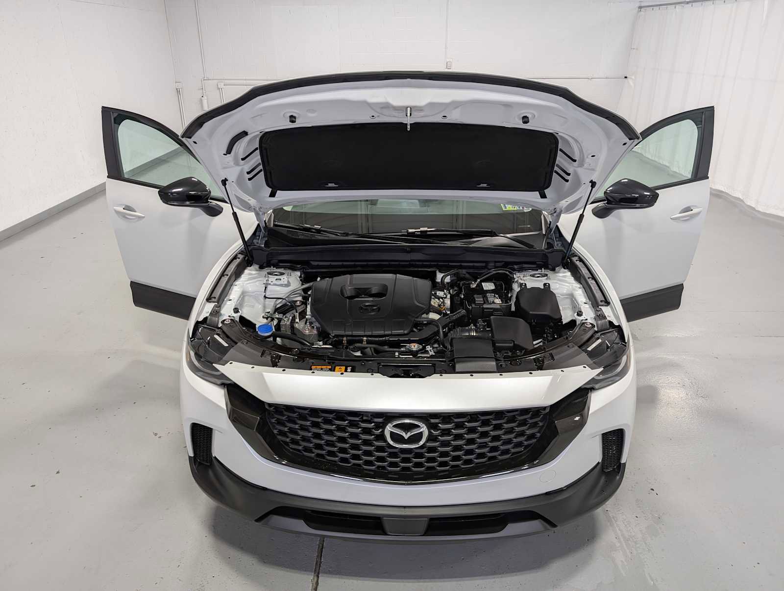 Used 2025 MAZDA CX-50 AWD 2.5 S w/ Preferred Package image 12