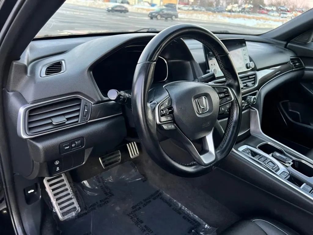 Used 2022 Honda Accord Sport image 24