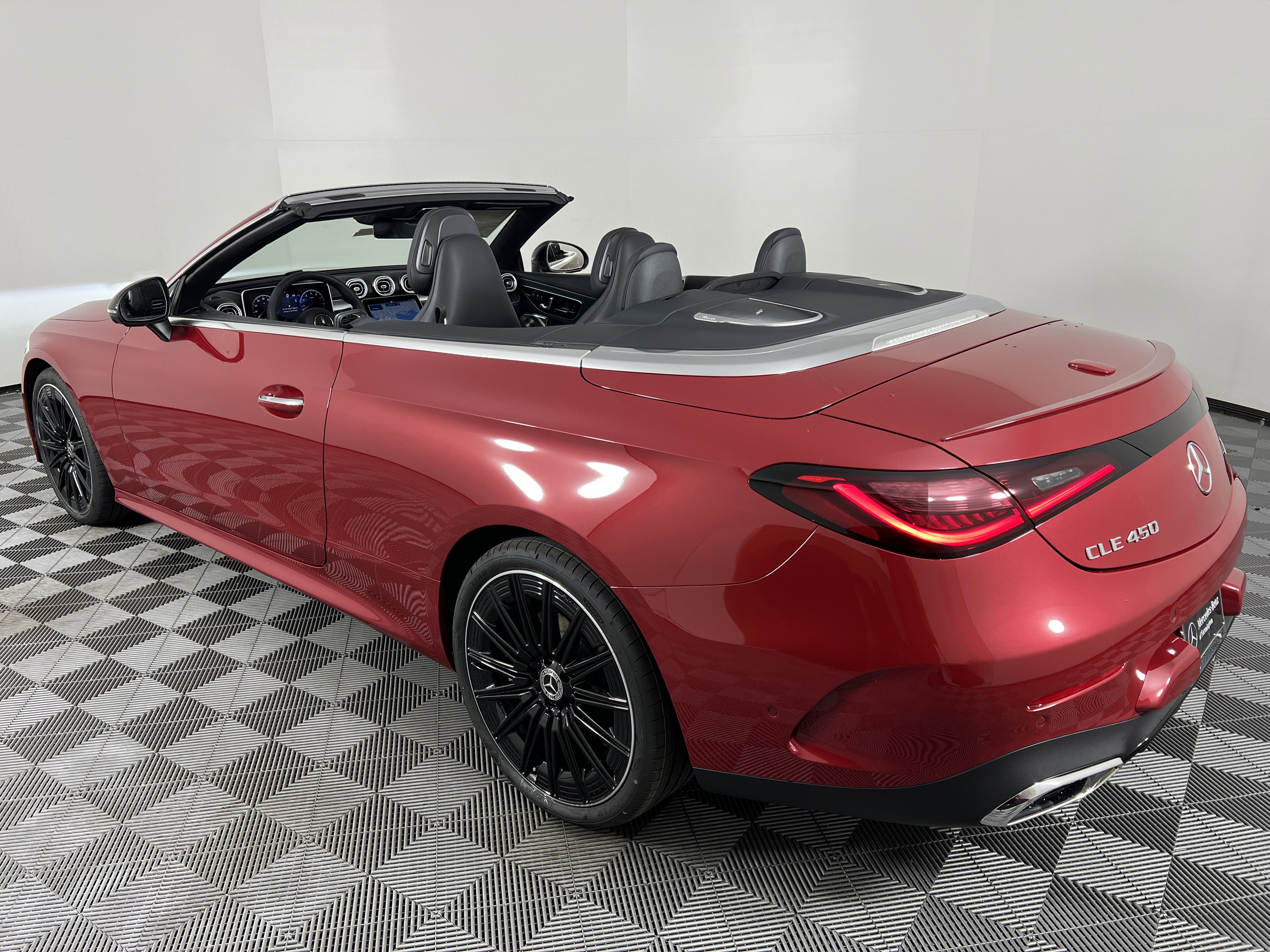 New 2026 Mercedes-Benz CLE 450 4MATIC Cabriolet image 14
