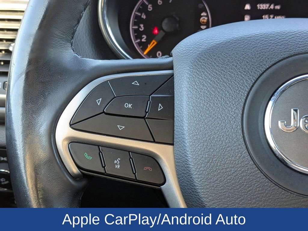 Used 2020 Jeep Grand Cherokee Laredo w/ 18" Wheel & 8.4" Radio Group image 19