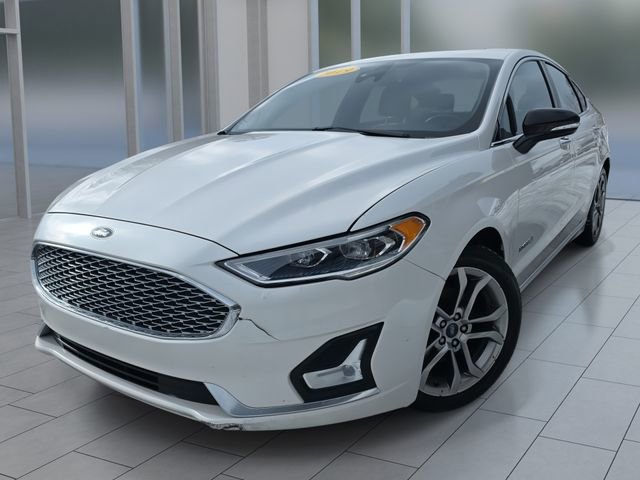 Used 2019 Ford Fusion Titanium FWD image 1