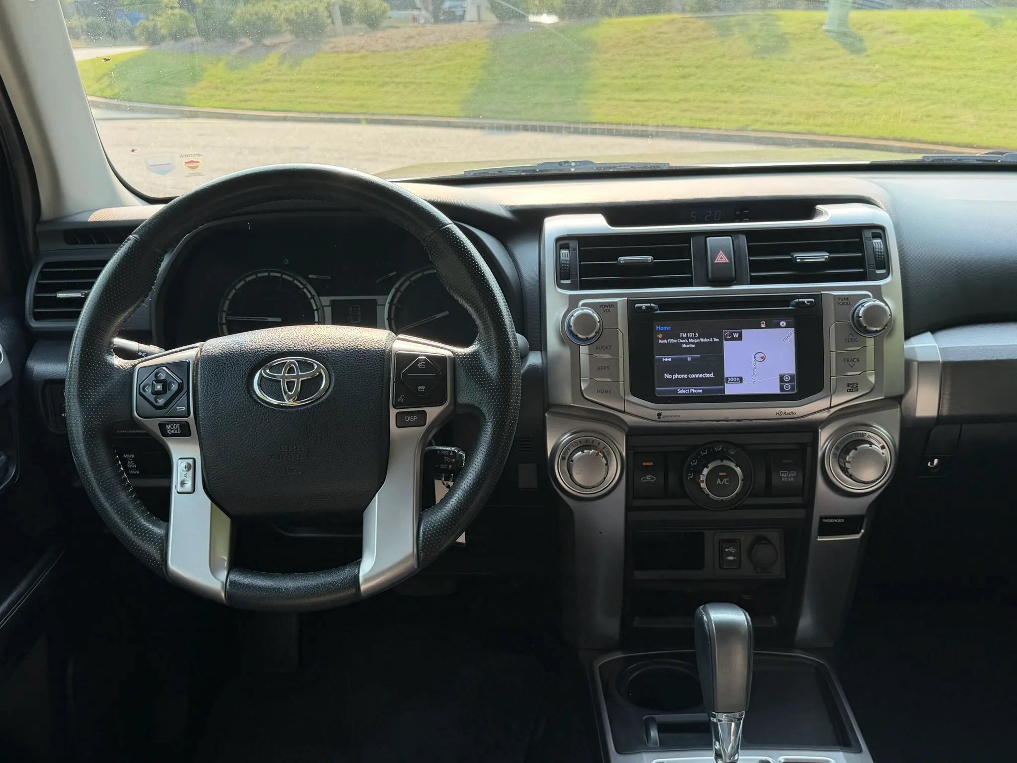 Used 2015 Toyota 4Runner SR5 RWD image 19