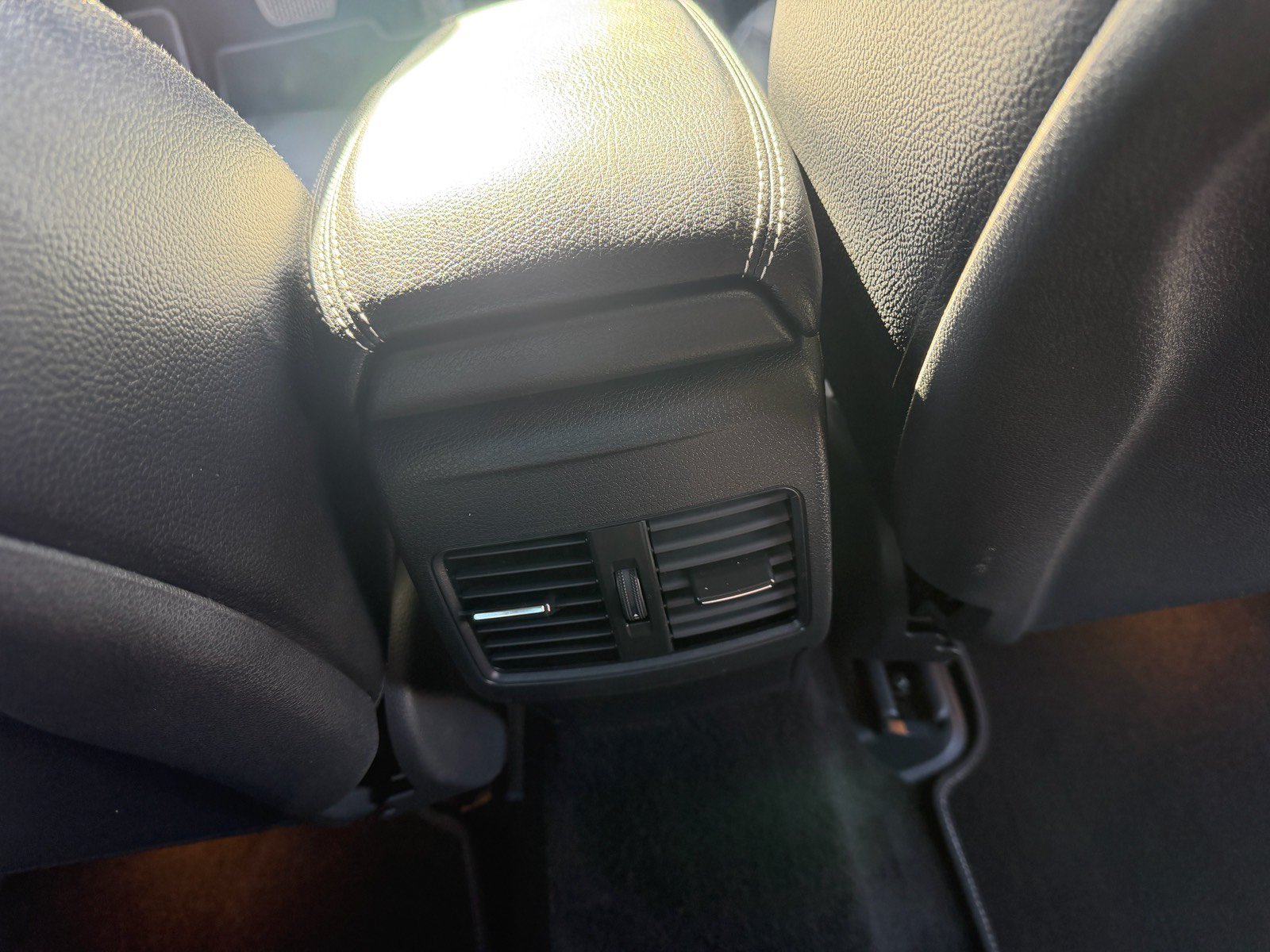 Used 2015 Mercedes-Benz CLA 250 w/ Multimedia Package image 13