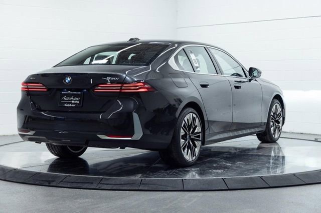 New 2026 BMW 530i xDrive image 14