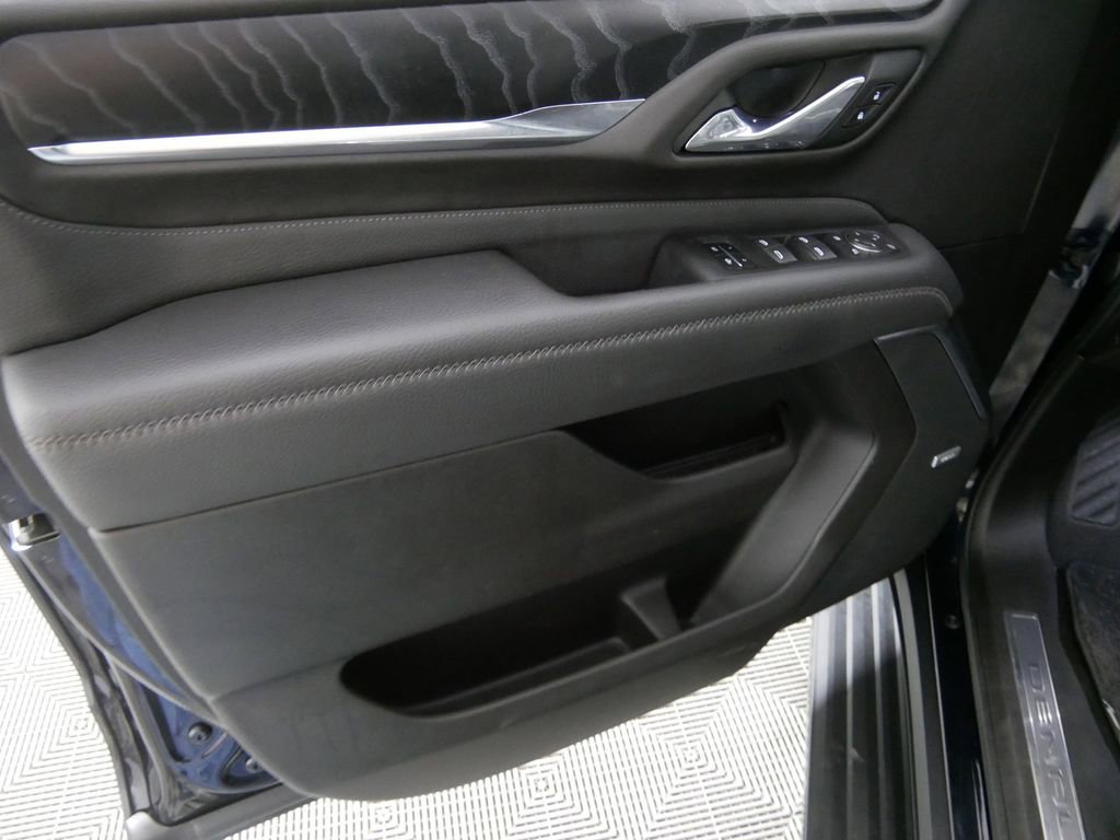 Used 2021 GMC Yukon Denali image 13