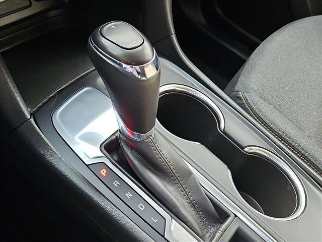 Used 2019 Chevrolet Equinox LT w/ Driver Convenience Package image 12