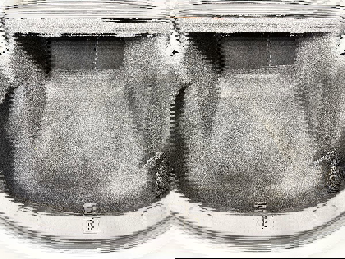 Used 2018 Chevrolet Impala Premier FWD image 15