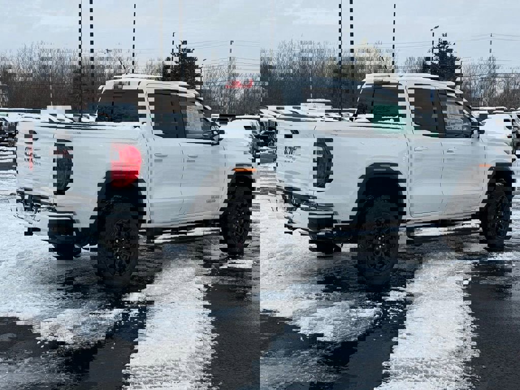 New 2026 GMC Canyon Elevation w/ Convenience Package image 7