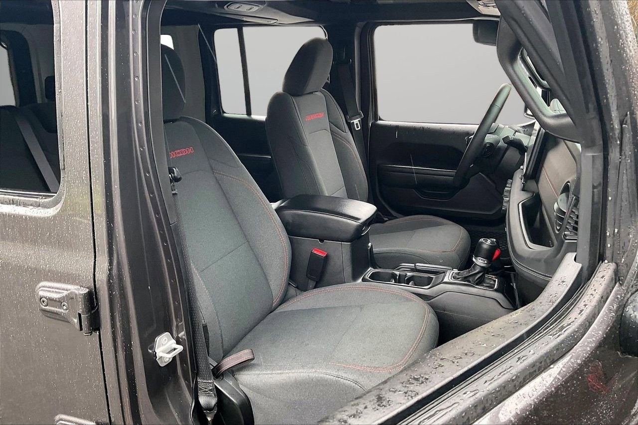 Certified 2025 Jeep Wrangler Unlimited Rubicon w/ Convenience Group image 23