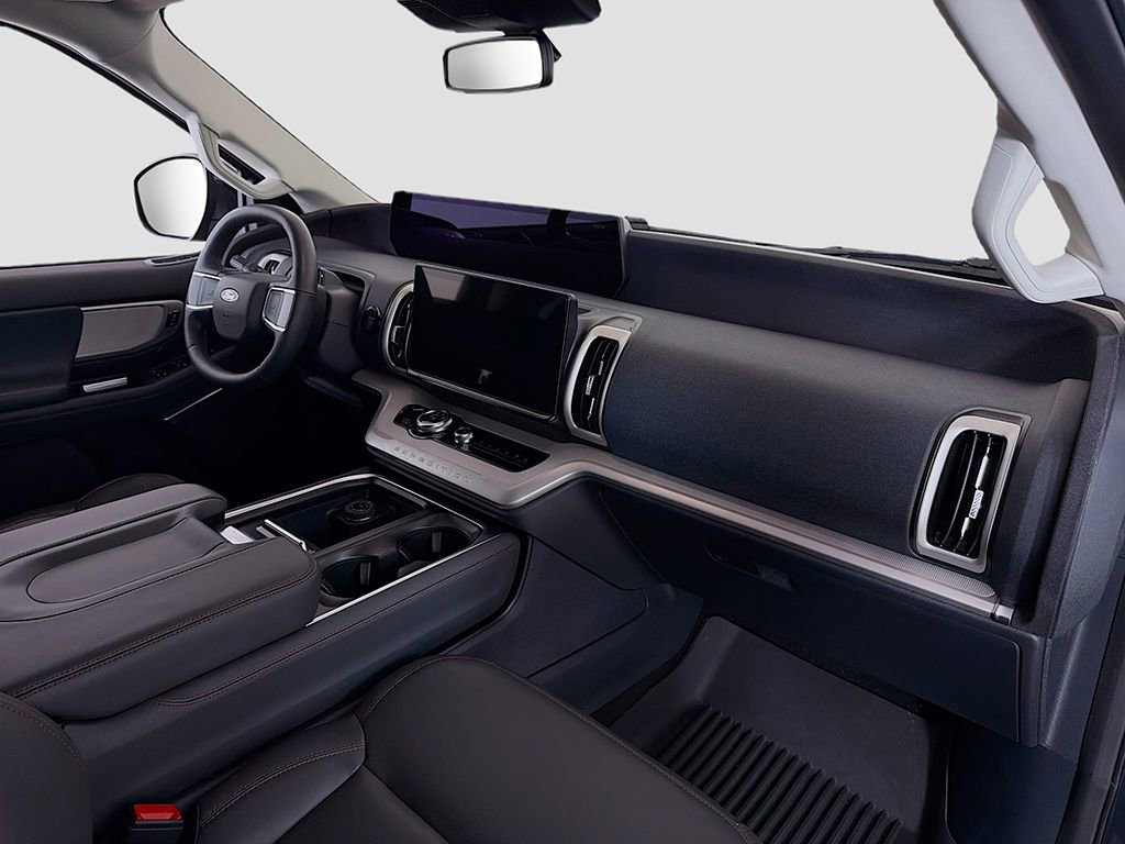 Used 2025 Ford Expedition Active image 21