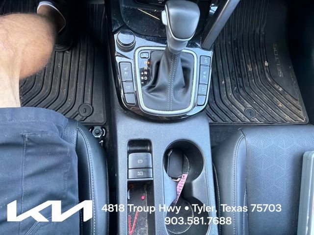 Certified 2024 Kia Seltos SX w/ SX Sunroof Package AWD/4WD image 21
