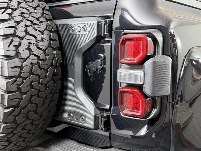 Certified 2024 Ford Bronco Raptor w/ Interior Carbon Fiber Pack 6 AWD/4WD image 28