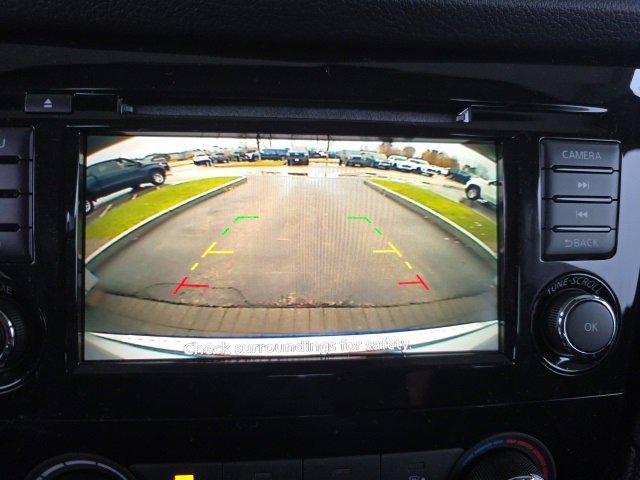 Used 2019 Nissan Rogue S image 29