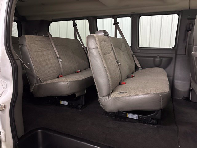 Used 2020 Chevrolet Express 2500 LT RWD image 14
