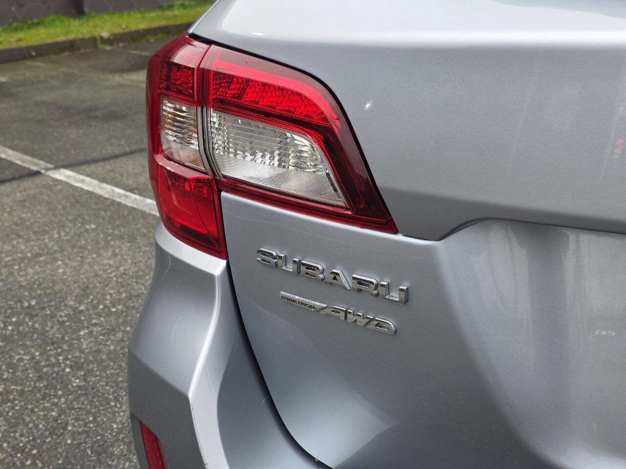 Used 2016 Subaru Outback 2.5i Premium image 13