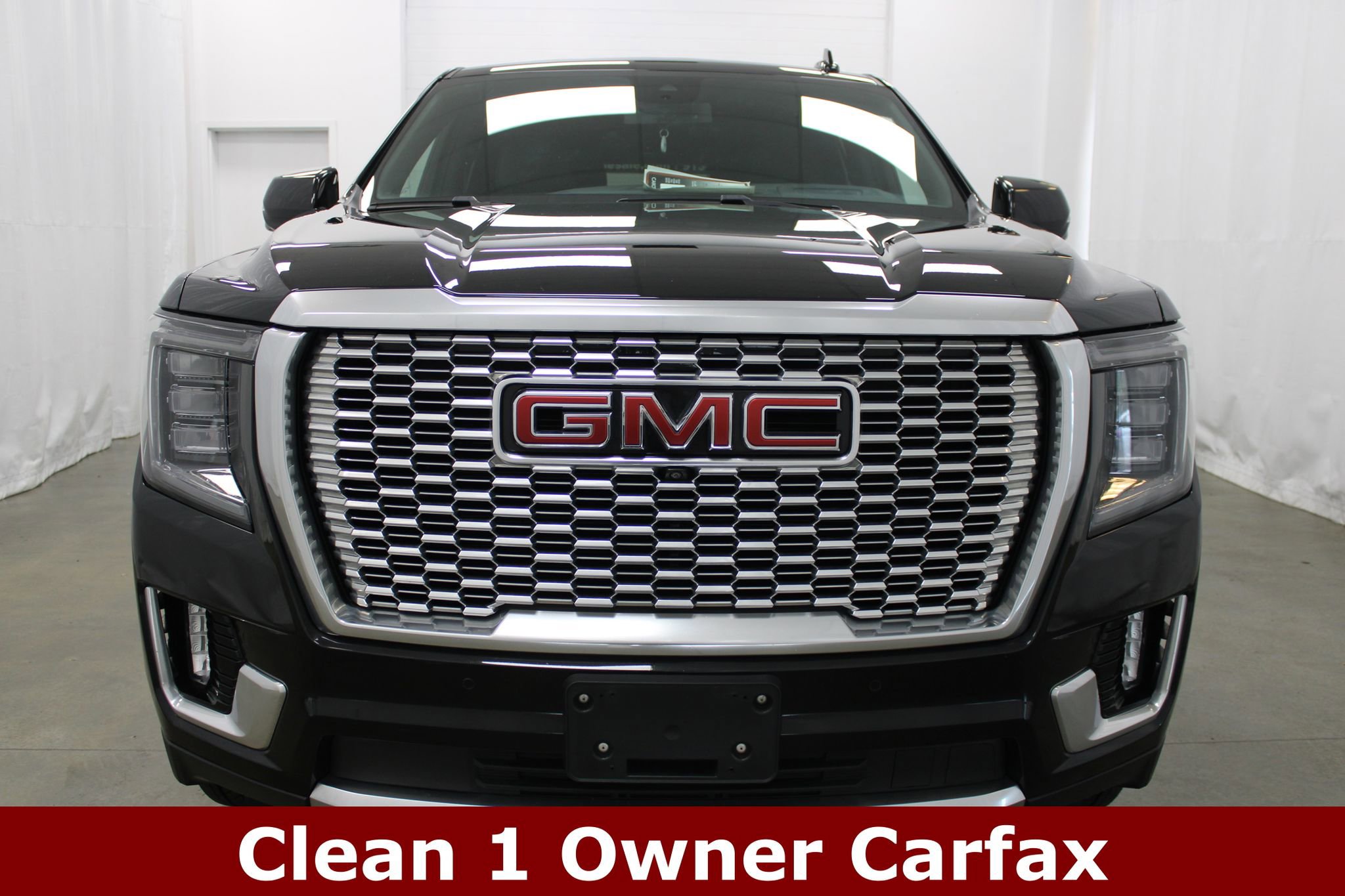Used 2023 GMC Yukon Denali image 3