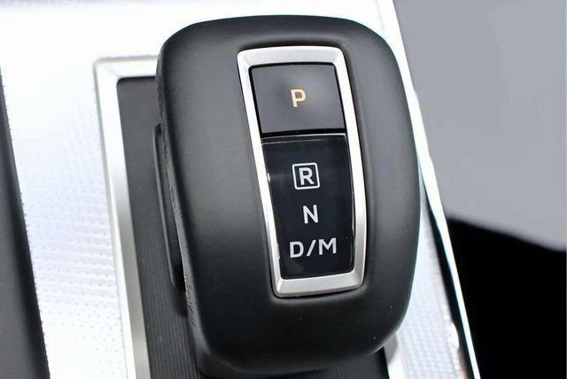 Used 2024 Mitsubishi Outlander SEL image 16