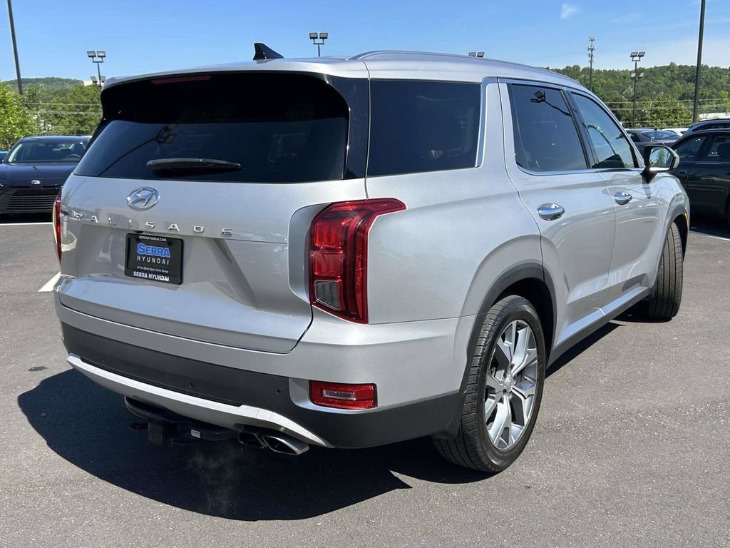 Used 2021 Hyundai Palisade SEL w/ Premium Package FWD image 3