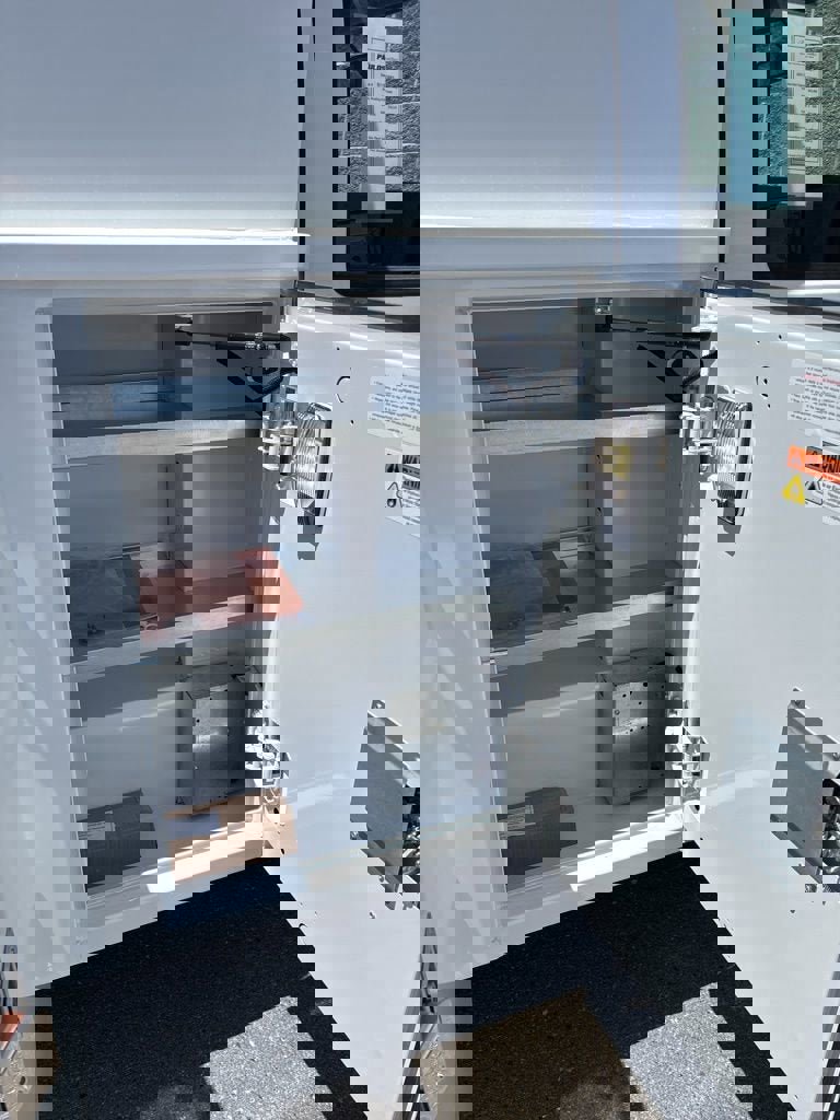 New 2025 Chevrolet Express 3500 w/ Power Convenience Package image 17