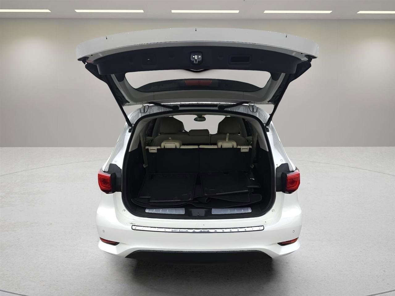 Used 2019 INFINITI QX60 Luxe w/ Essential Package AWD/4WD image 32