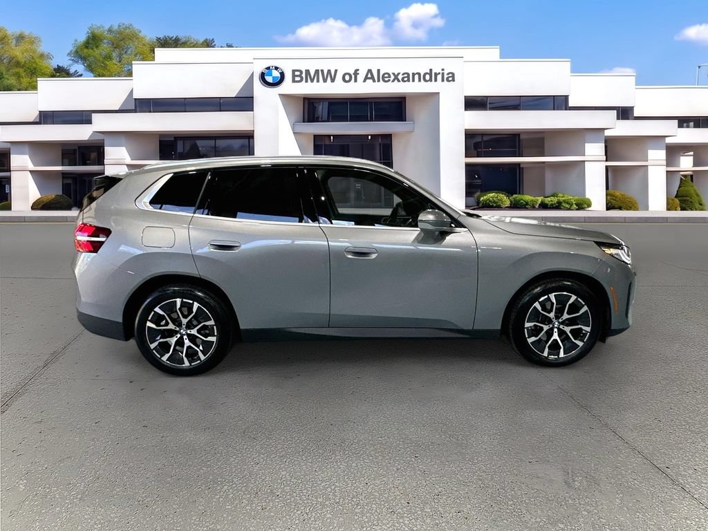 Used 2026 BMW X3 xDrive30i w/ Convenience Package AWD/4WD image 4