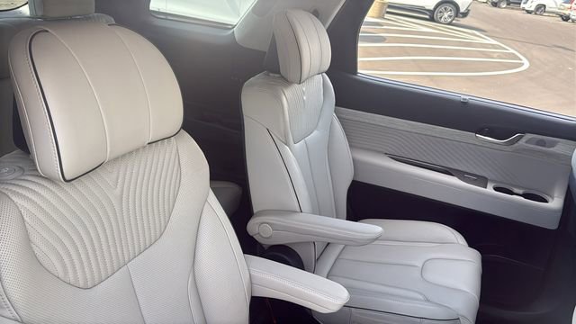 Used 2024 Hyundai Palisade AWD image 14