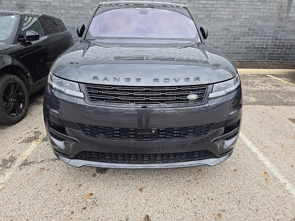 Used 2023 Land Rover Range Rover Sport SE Dynamic image 20