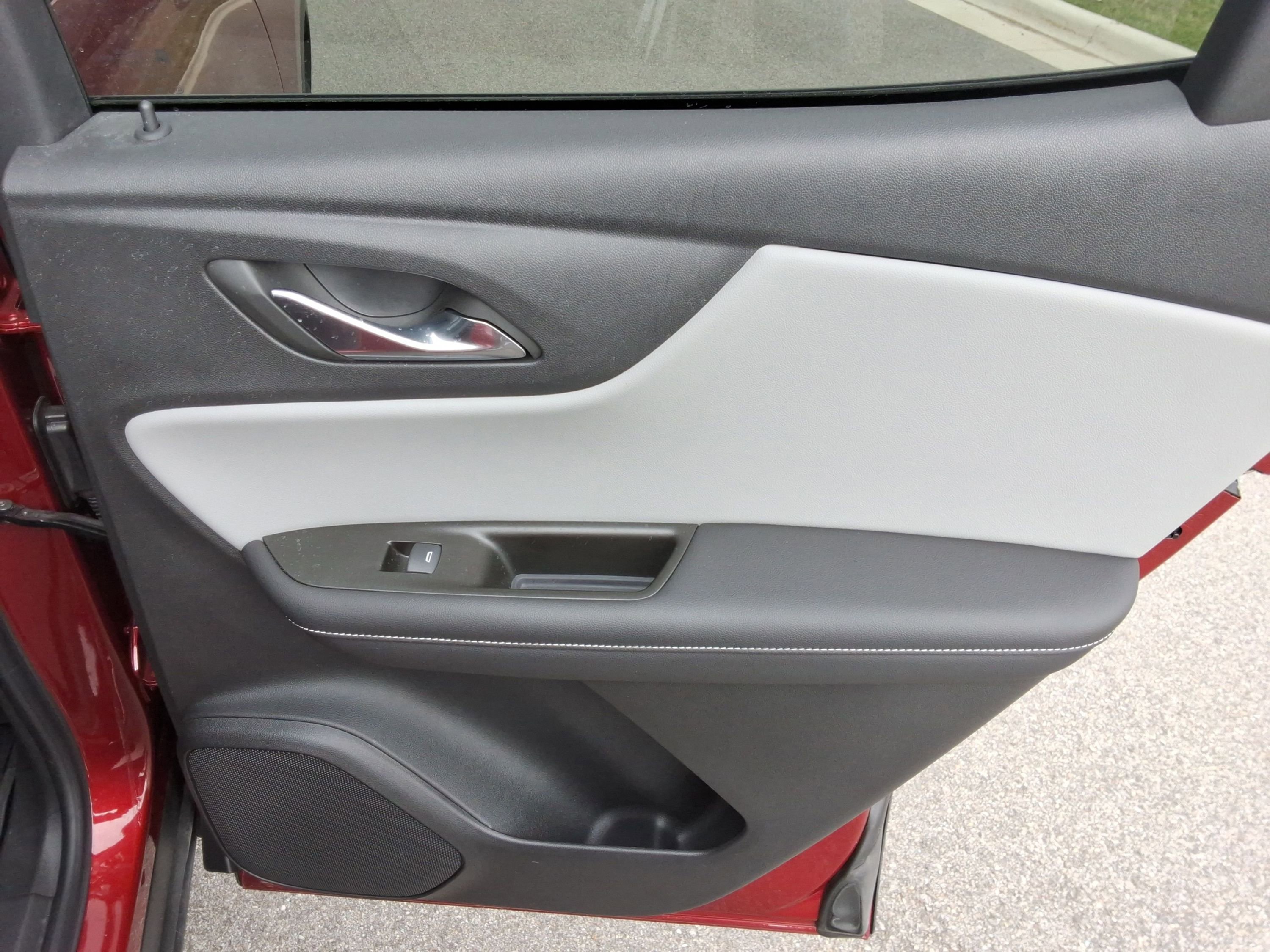 Used 2023 Chevrolet Blazer LT image 23