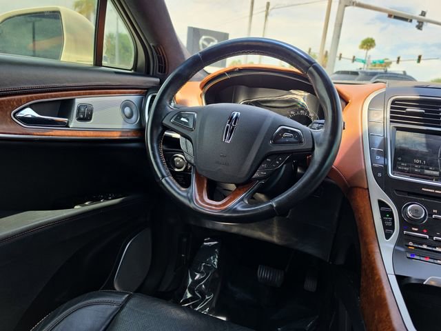 Used 2016 Lincoln MKX Black Label w/ Technology Package FWD image 8