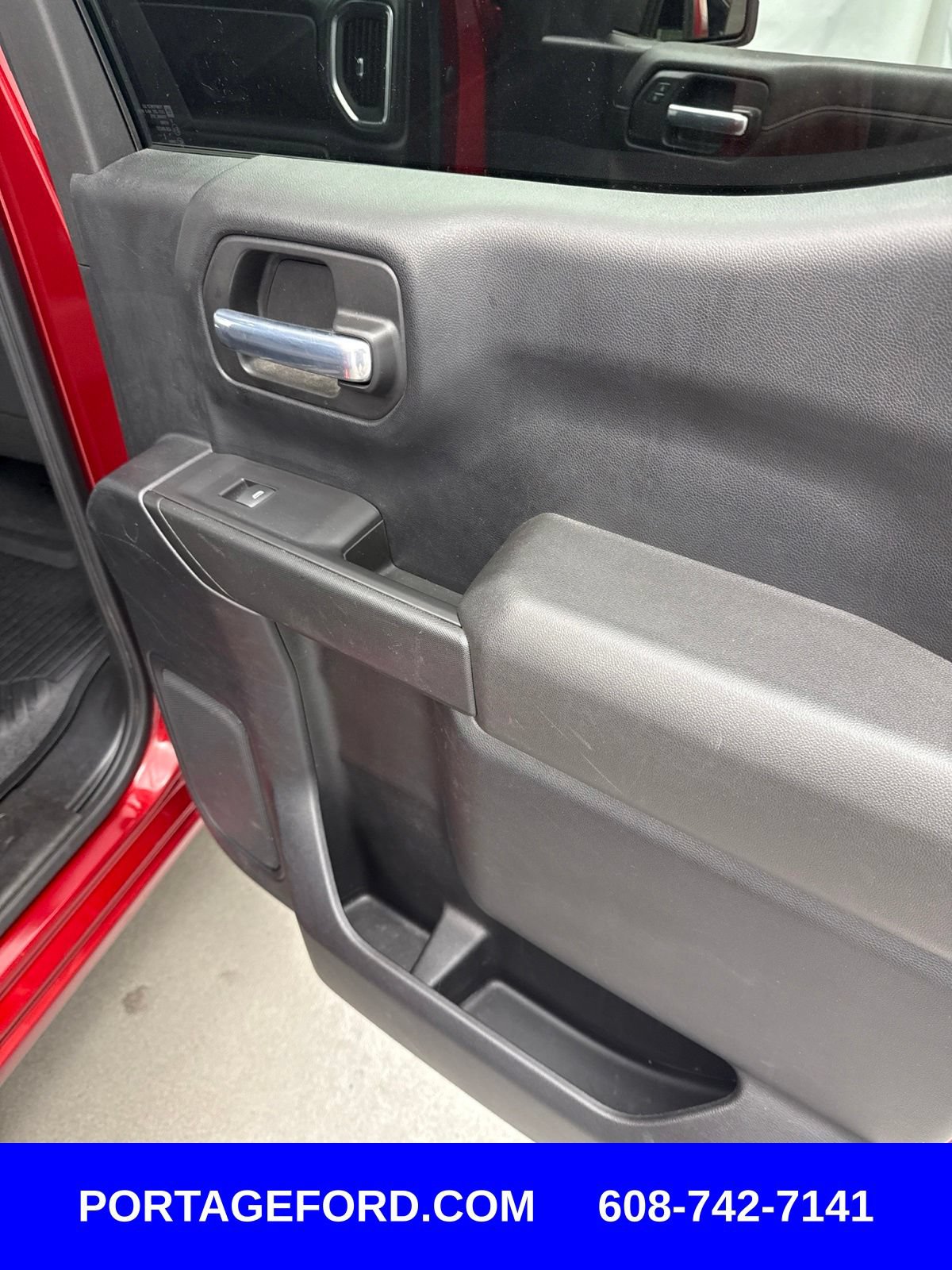 Used 2021 Chevrolet Silverado 1500 LT AWD/4WD image 32