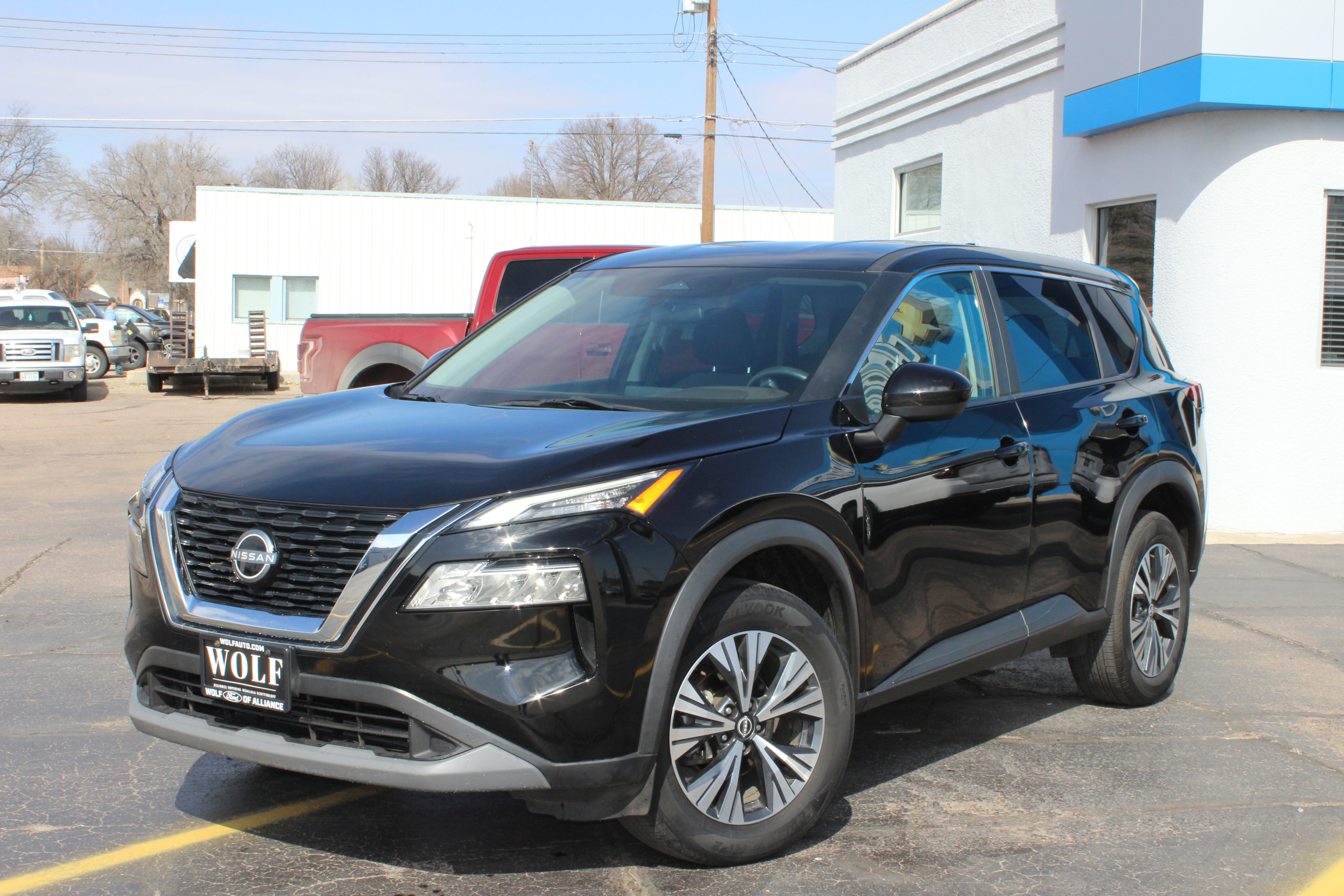 Used 2023 Nissan Rogue SV image 1