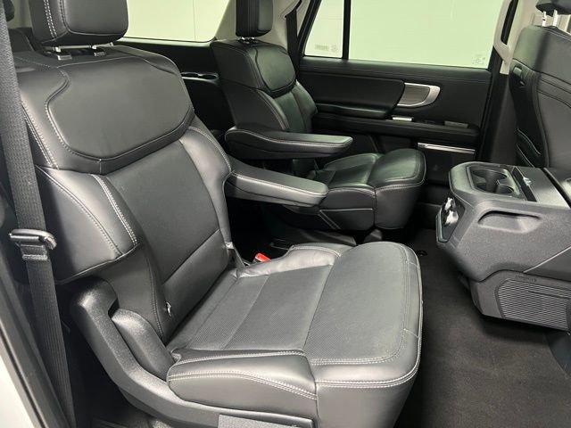 Used 2025 Ford Expedition Max Platinum AWD/4WD image 53