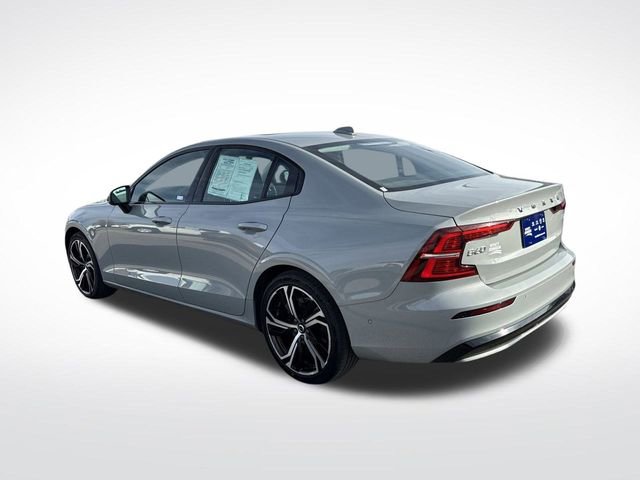 Used 2024 Volvo S60 B5 Plus image 3