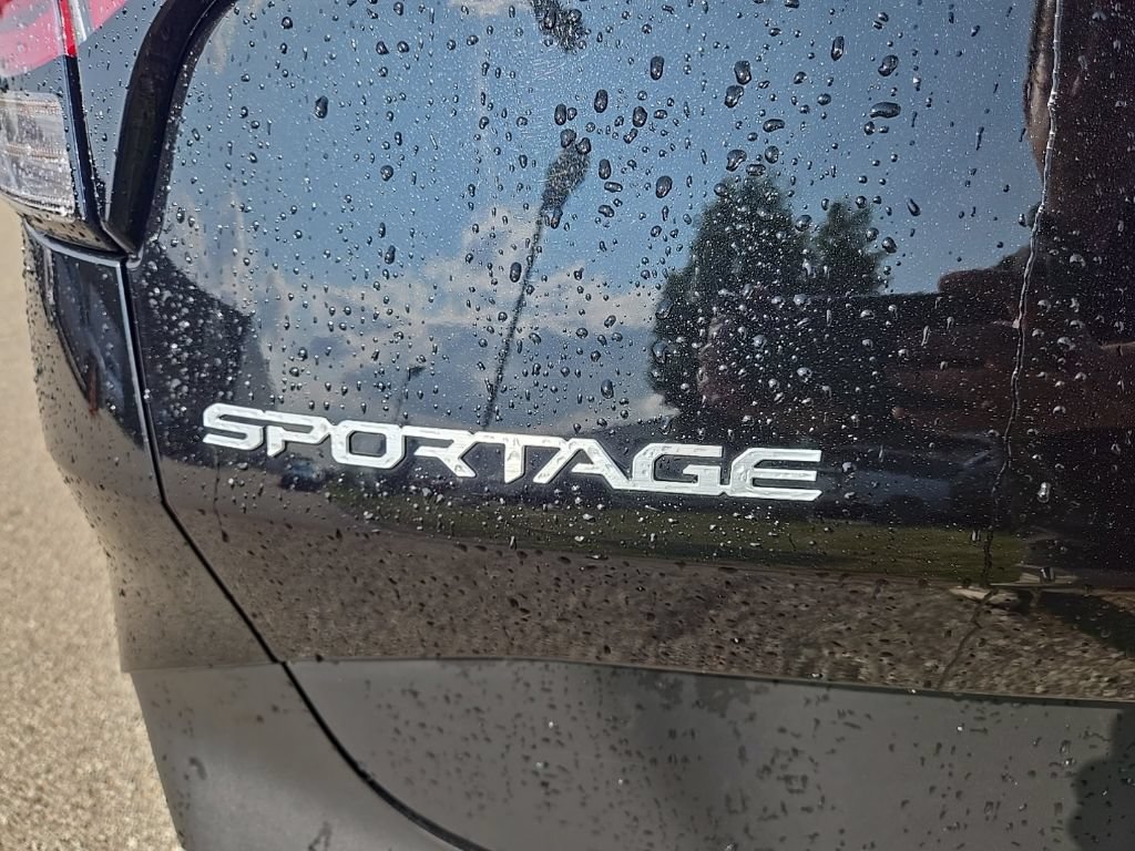 Certified 2023 Kia Sportage LX AWD/4WD image 5