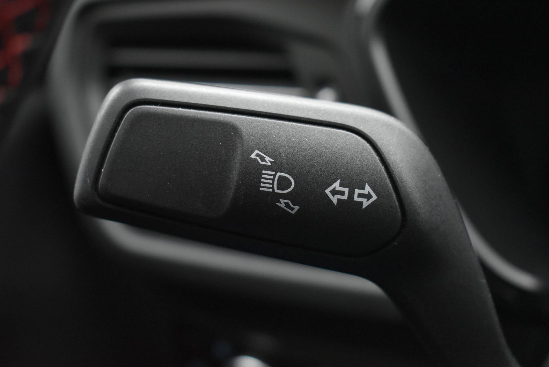 Used 2024 Ford Escape ST-Line FWD image 23