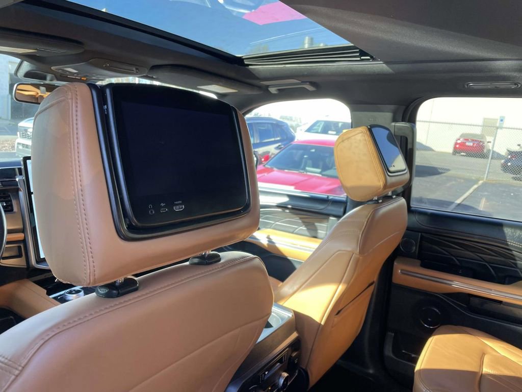 Used 2022 Ford Expedition Max Platinum image 25