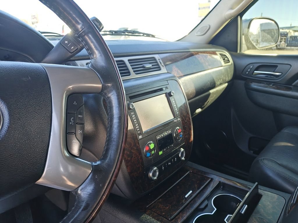 Used 2014 GMC Yukon Denali AWD/4WD image 14
