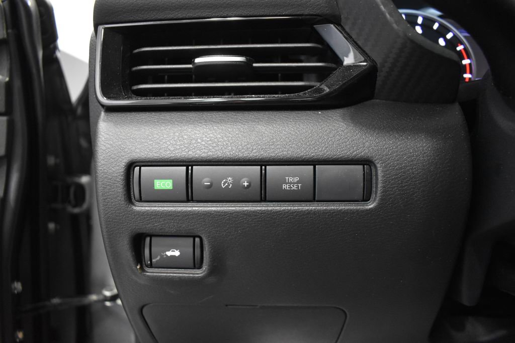 Certified 2023 Nissan Sentra SV w/ All-Weather Package FWD image 17