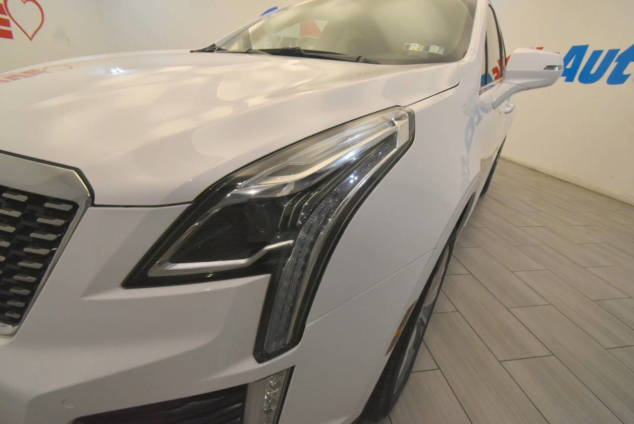 Used 2024 Cadillac XT5 Premium Luxury FWD image 9