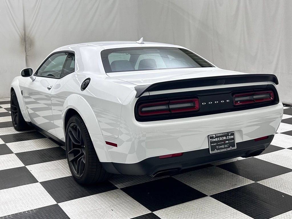 Used 2023 Dodge Challenger SRT Hellcat RWD image 5