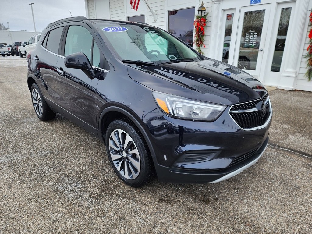 Used 2021 Buick Encore Preferred image 3