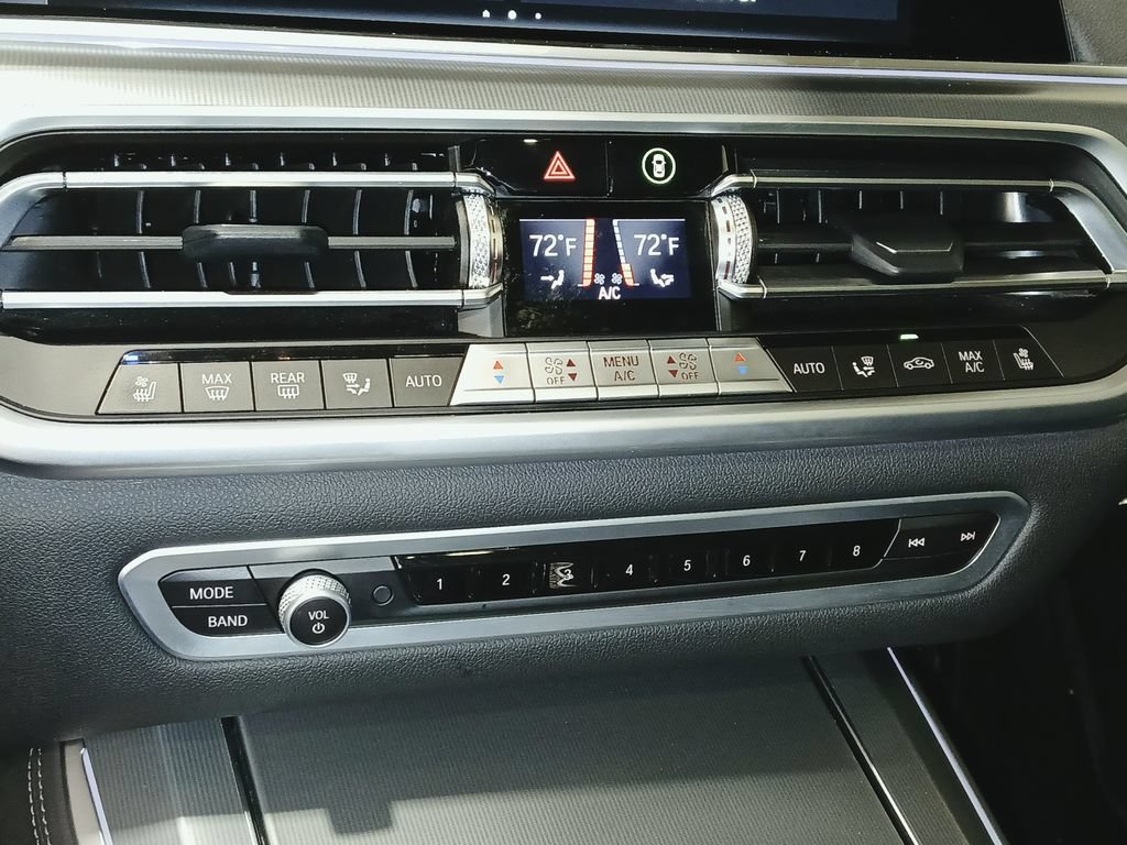 Used 2023 BMW X5 M50i AWD/4WD image 22