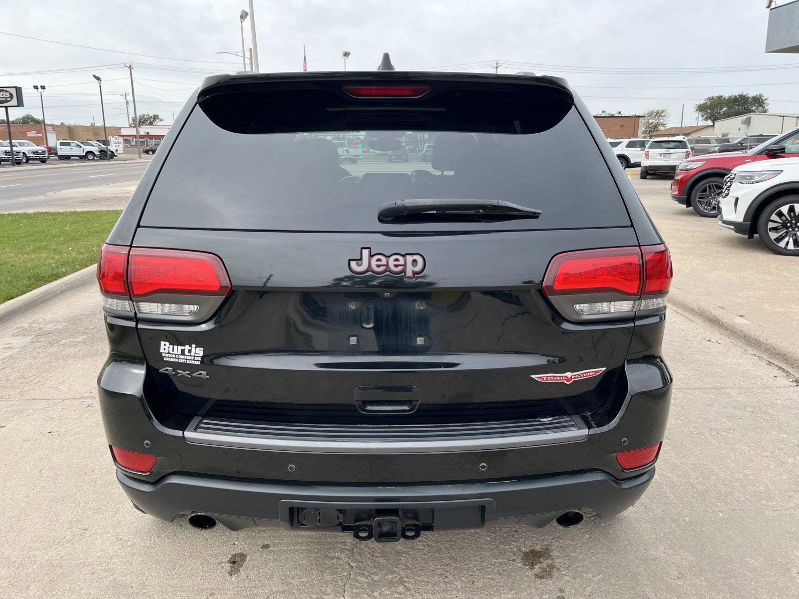 Used 2018 Jeep Grand Cherokee Trailhawk w/ Trailhawk Luxury Group image 9