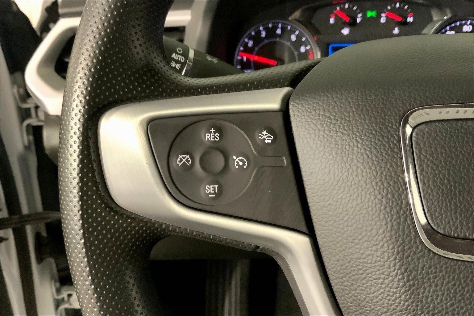 Used 2023 GMC Acadia SLE w/ Driver Convenience Package image 18