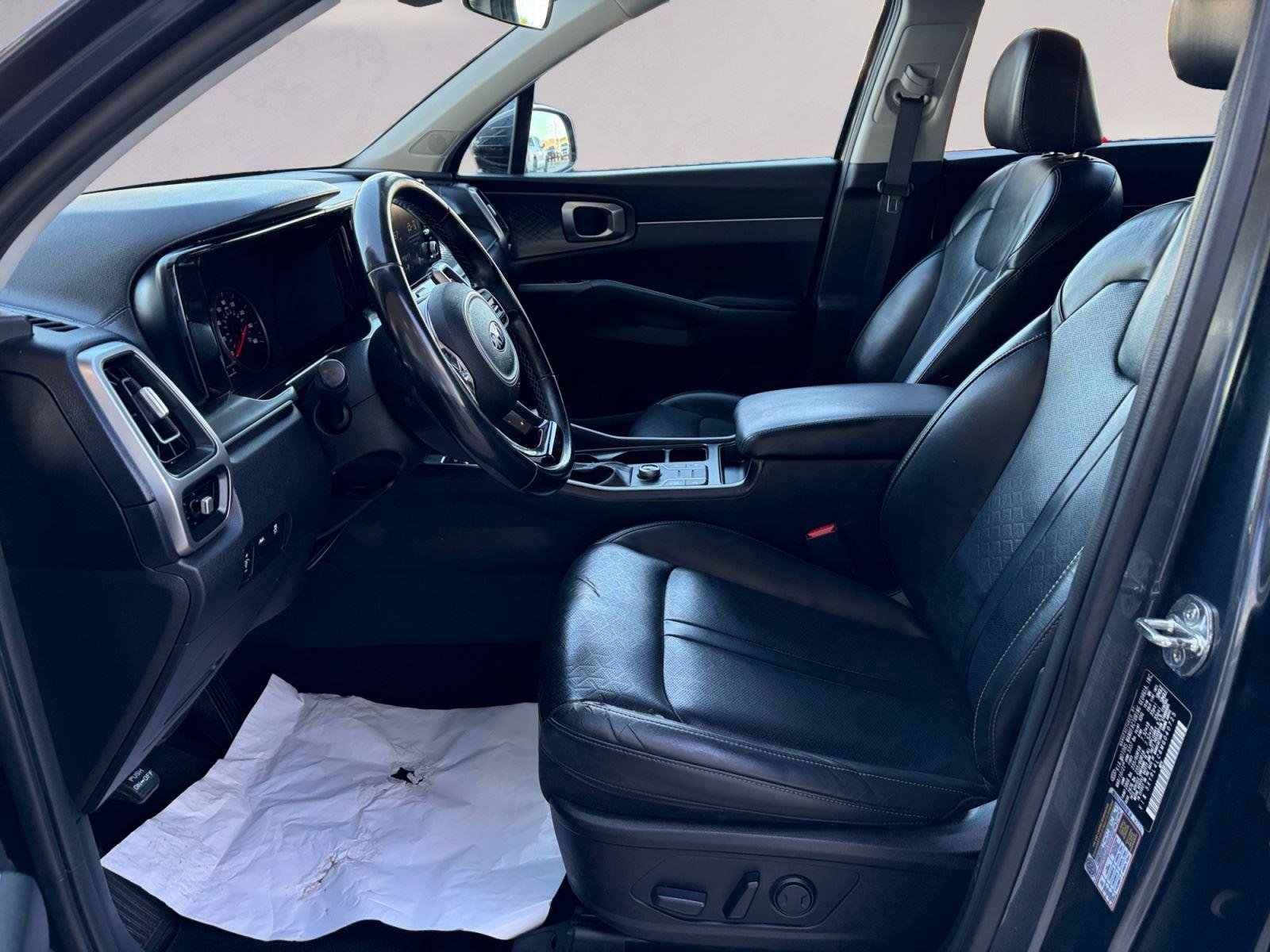 Used 2021 Kia Sorento S FWD image 9