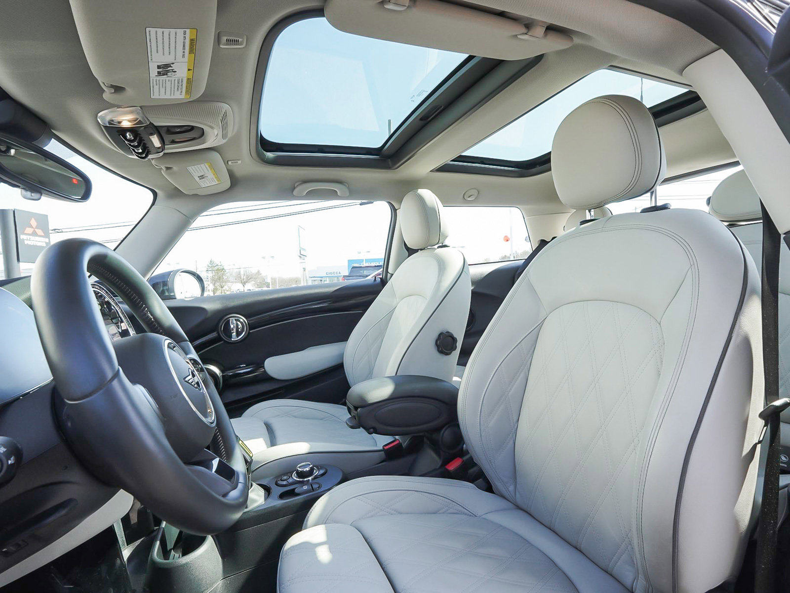 Used 2023 MINI Cooper SE image 30