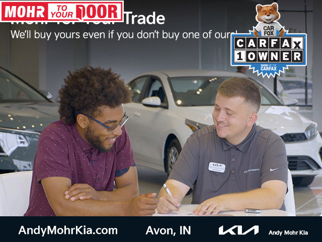 Used 2023 Chrysler Pacifica Touring-L FWD image 1
